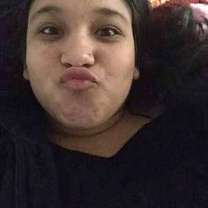 Meet your Posher, Genoveva